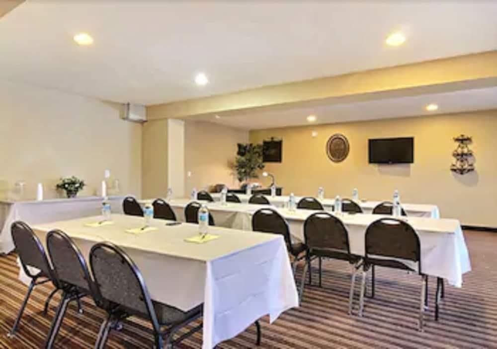 Suburban Studios East Албукерке Екстериор снимка